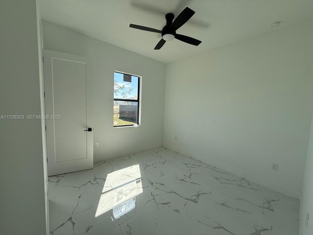 1320 NE 14th Avenue, Cape Coral, FL 33909