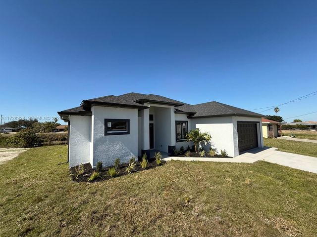 1320 NE 14th Avenue, Cape Coral, FL 33909
