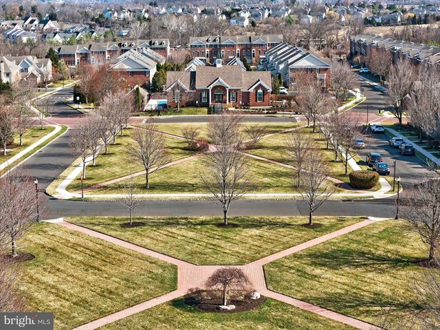 2437 N WHITTMORE ST, Furlong, PA 18925