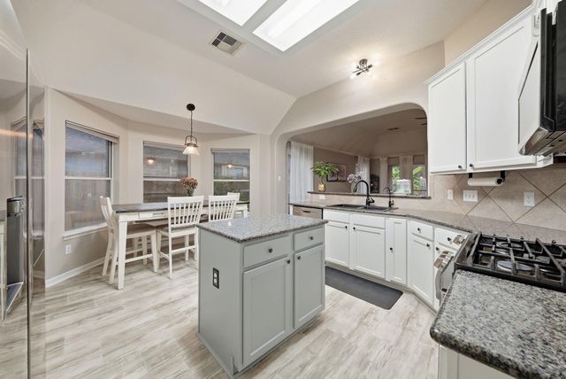2223 Lazy Trail Path Court, Spring, TX 77373