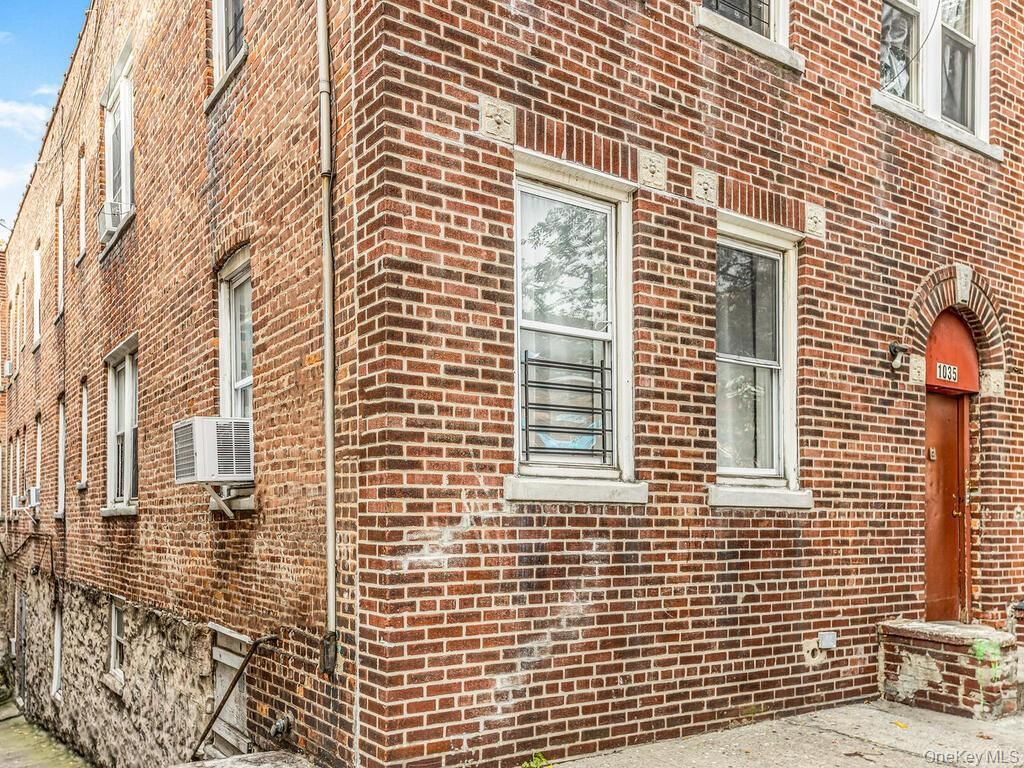 1035 Elder Avenue, Bronx, NY 10472 — photo 2