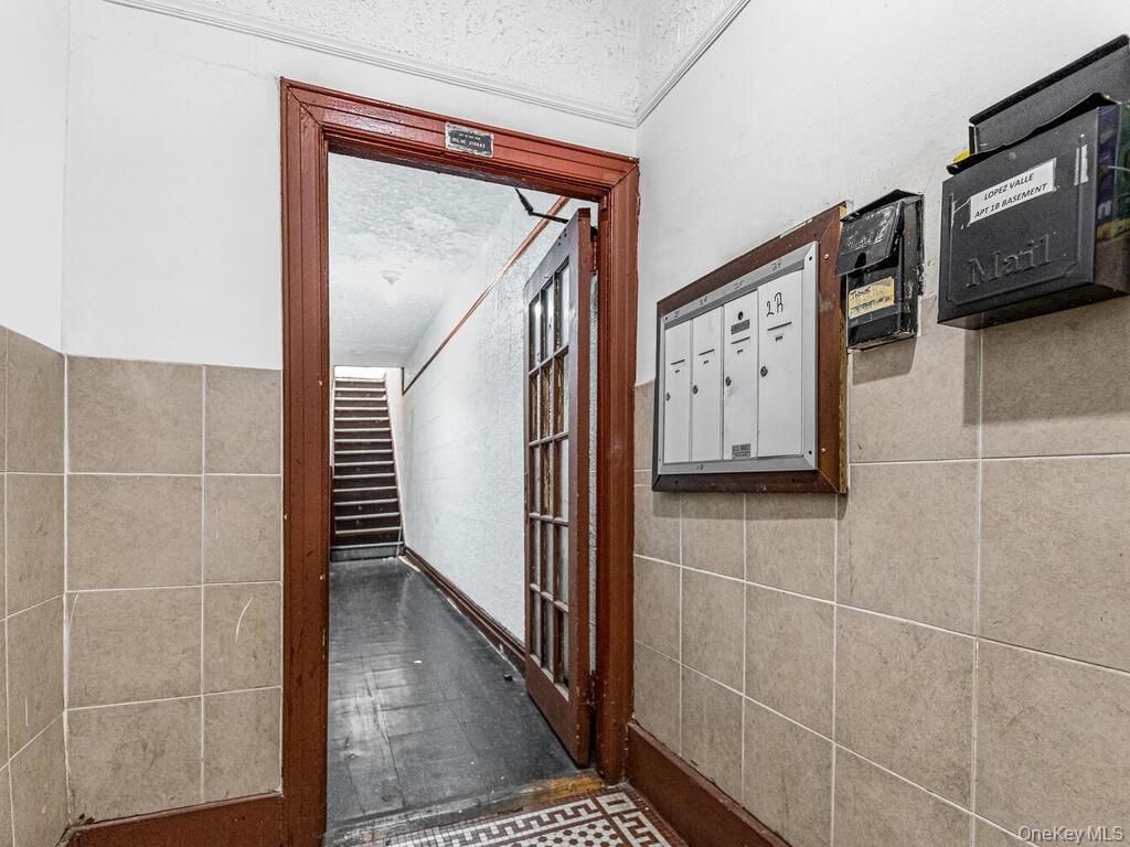 1035 Elder Avenue, Bronx, NY 10472 — photo 3
