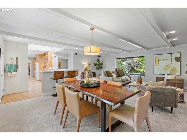 361 BERWICK Rd, Lake Oswego, OR 97034