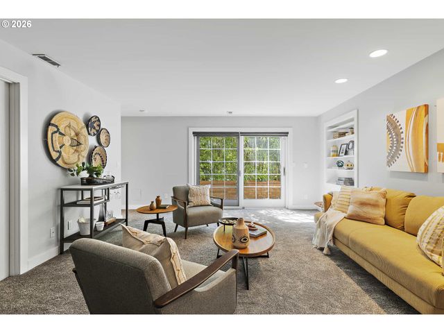 361 BERWICK Rd, Lake Oswego, OR 97034