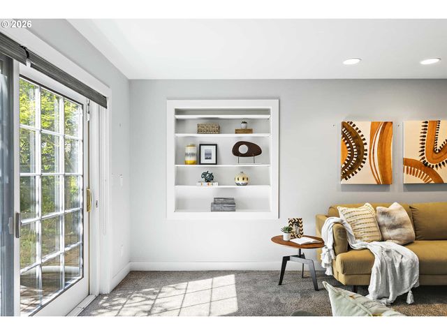 361 BERWICK Rd, Lake Oswego, OR 97034