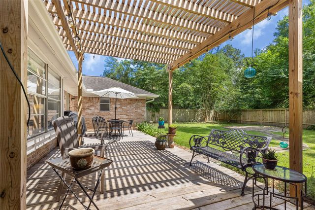 1962 Shadow Rock Drive, Houston, TX 77339