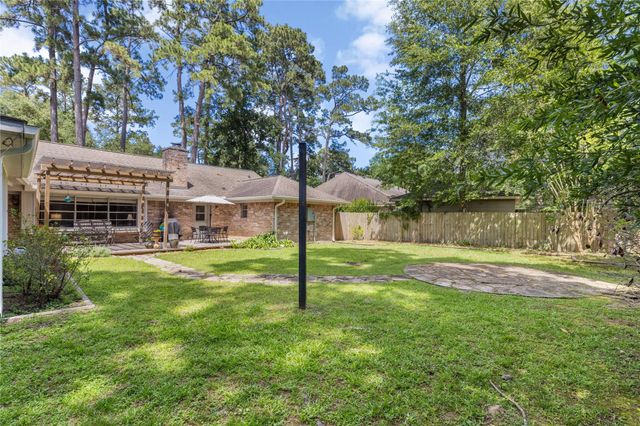 1962 Shadow Rock Drive, Houston, TX 77339