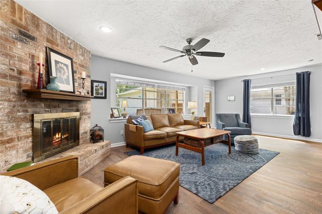1962 Shadow Rock Drive, Houston, TX 77339