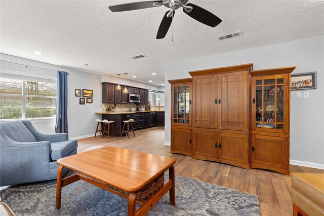 1962 Shadow Rock Drive, Houston, TX 77339