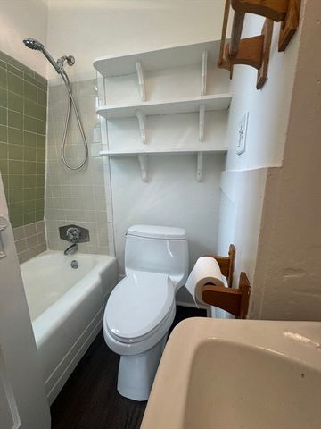 80 Chestnut Street 5C, Cambridge, MA 02139