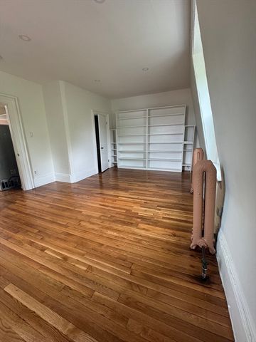 80 Chestnut Street 5C, Cambridge, MA 02139
