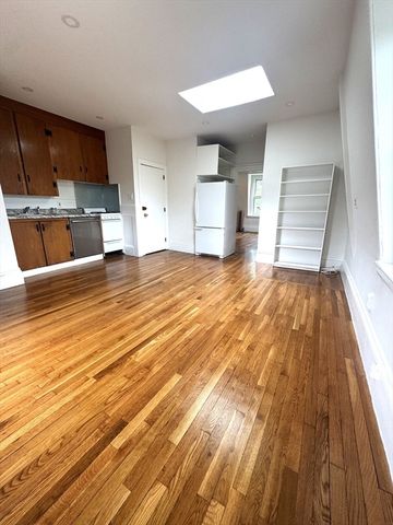 80 Chestnut Street 5C, Cambridge, MA 02139
