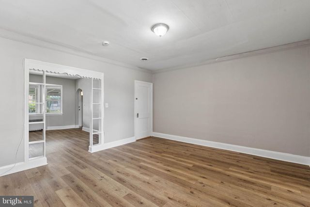 905 N WARWICK AVE, Baltimore, MD 21216