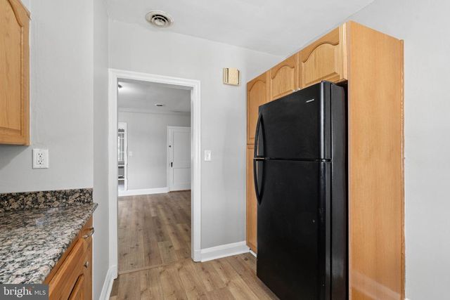 905 N WARWICK AVE, Baltimore, MD 21216