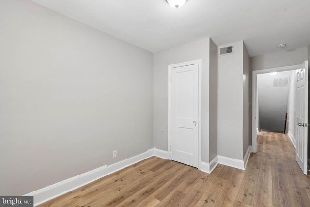 905 N WARWICK AVE, Baltimore, MD 21216