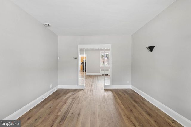 905 N WARWICK AVE, Baltimore, MD 21216