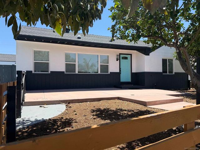 1661 Colfax Dr, Lemon Grove, CA 91945