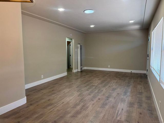 1661 Colfax Dr, Lemon Grove, CA 91945