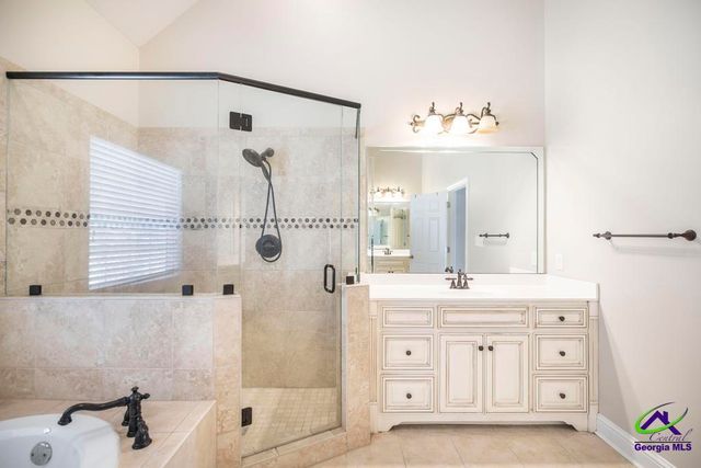 222 Rutledge Way, Macon, GA 31210