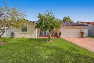 15431 SW 177th Ter, Miami, FL 33187