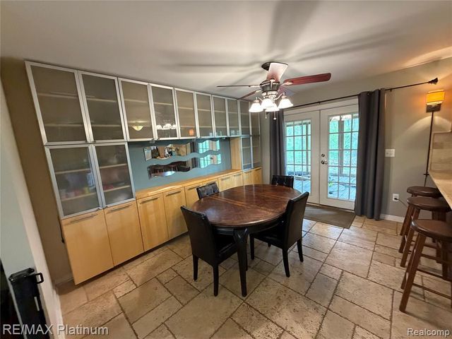 2482 Livernois Drive, Howell, MI 48843