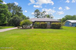 119 PINE OAK Drive, Palatka, FL 32177