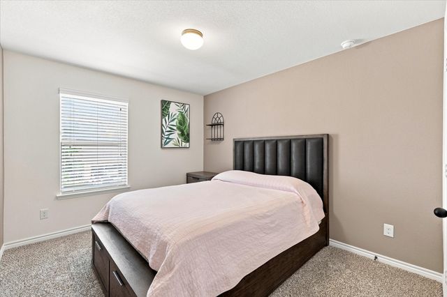 2613 Wayne Avenue, Aubrey, TX 76227