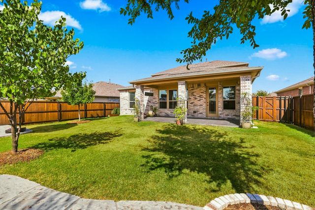 2613 Wayne Avenue, Aubrey, TX 76227