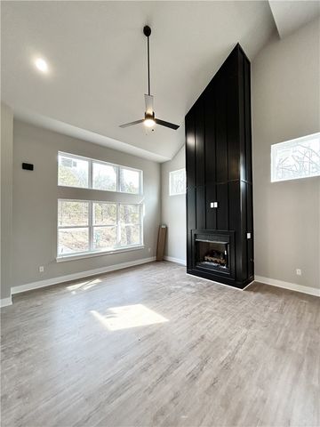 19 Seaton Drive, Bella Vista, AR 72714