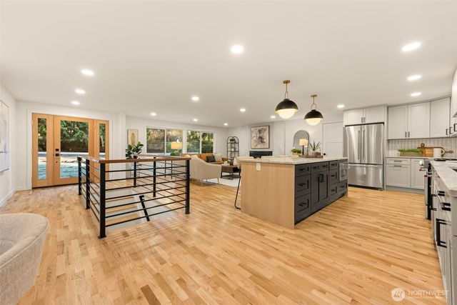 20249 149th Place NE, Woodinville, WA 98072