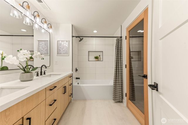 20249 149th Place NE, Woodinville, WA 98072