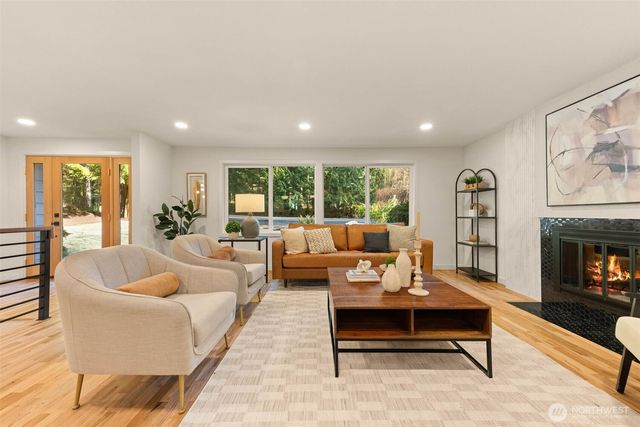 20249 149th Place NE, Woodinville, WA 98072