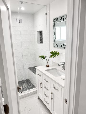 500 NW 86TH Avenue, Pembroke Pines, FL 33024