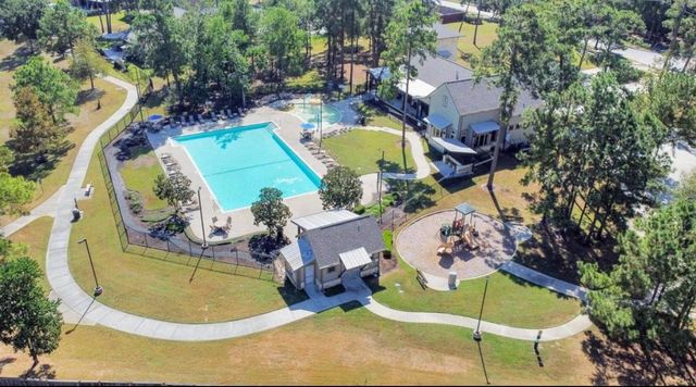 16918 Lake Willowby Lane, Houston, TX 77044