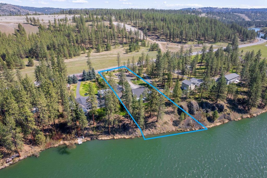 11411 N Nine Mile Rd, Nine Mile Falls, WA 99026 photo 3