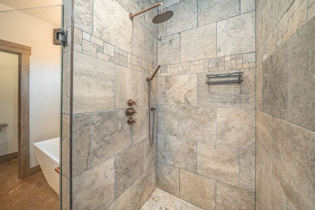 11411 N Nine Mile Rd, Nine Mile Falls, WA 99026 photo 26