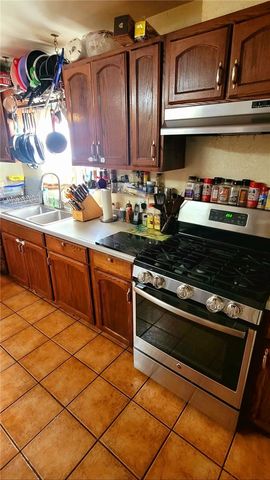 5811 Arroyo, Los Angeles, CA 90042