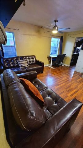 5811 Arroyo, Los Angeles, CA 90042