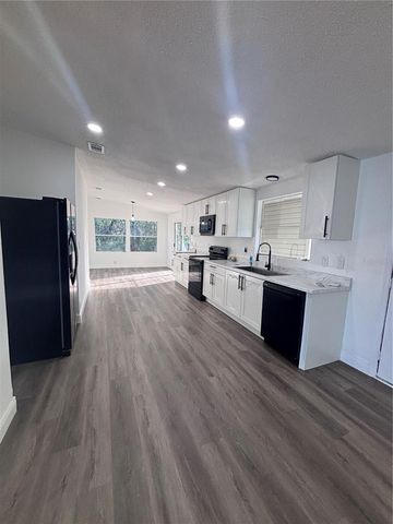 2620 EINWOOD DRIVE, Kissimmee, FL 34758