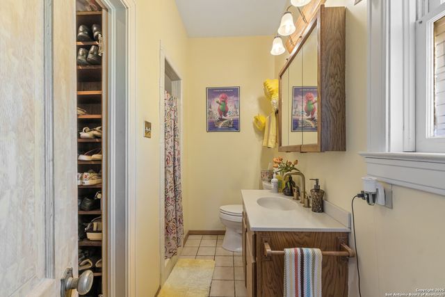 818 W Magnolia, San Antonio, TX 78212