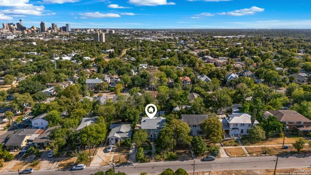 818 W Magnolia, San Antonio, TX 78212