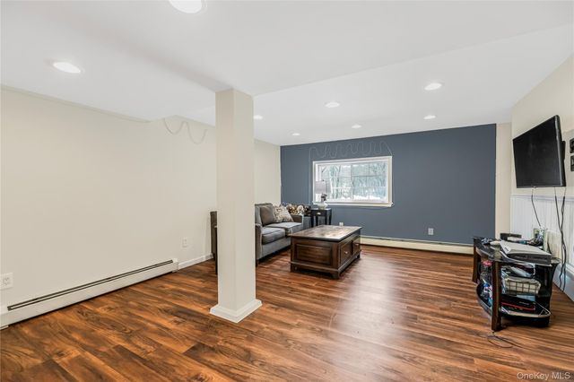 221 Lafayette Avenue, Cortlandt Manor, NY 10567