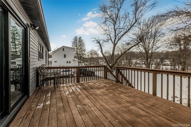 221 Lafayette Avenue, Cortlandt Manor, NY 10567