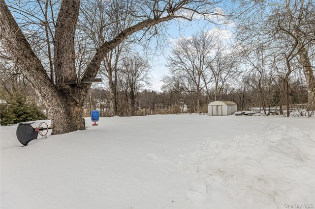 221 Lafayette Avenue, Cortlandt Manor, NY 10567