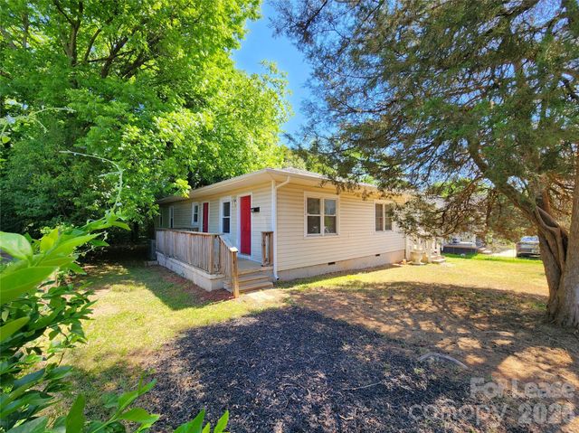 2036 Renner Street, Charlotte, NC 28216