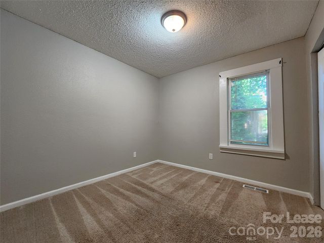 2036 Renner Street, Charlotte, NC 28216