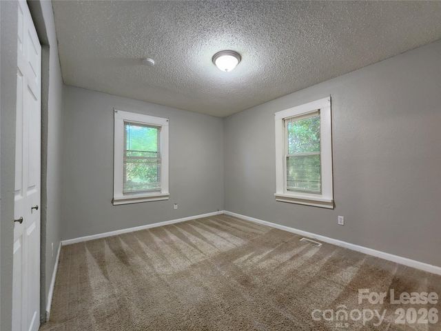 2036 Renner Street, Charlotte, NC 28216