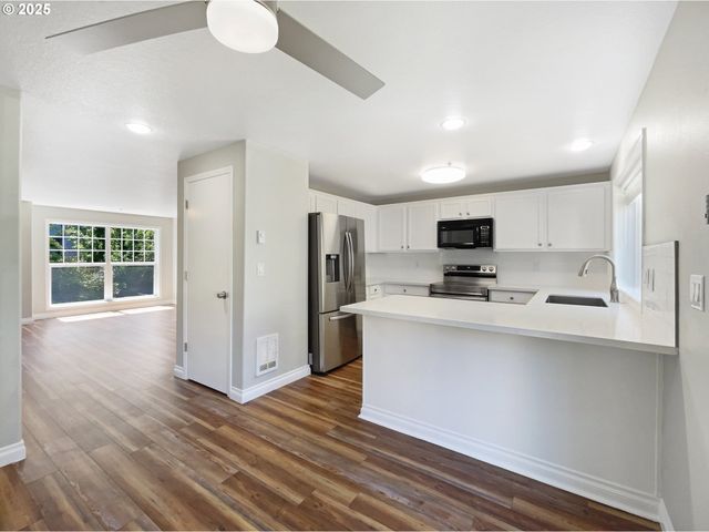 1244 Sw 160TH Ave 104, Beaverton, OR 97006