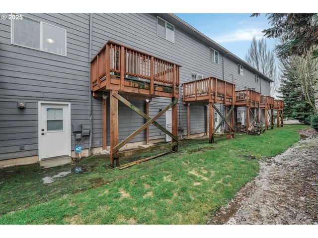 1244 Sw 160TH Ave 104, Beaverton, OR 97006