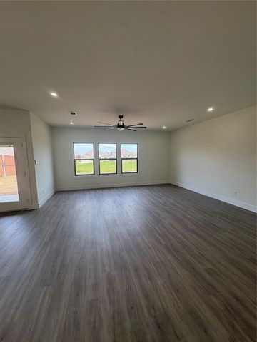 220 Reliance Road, Godley, TX 76044
